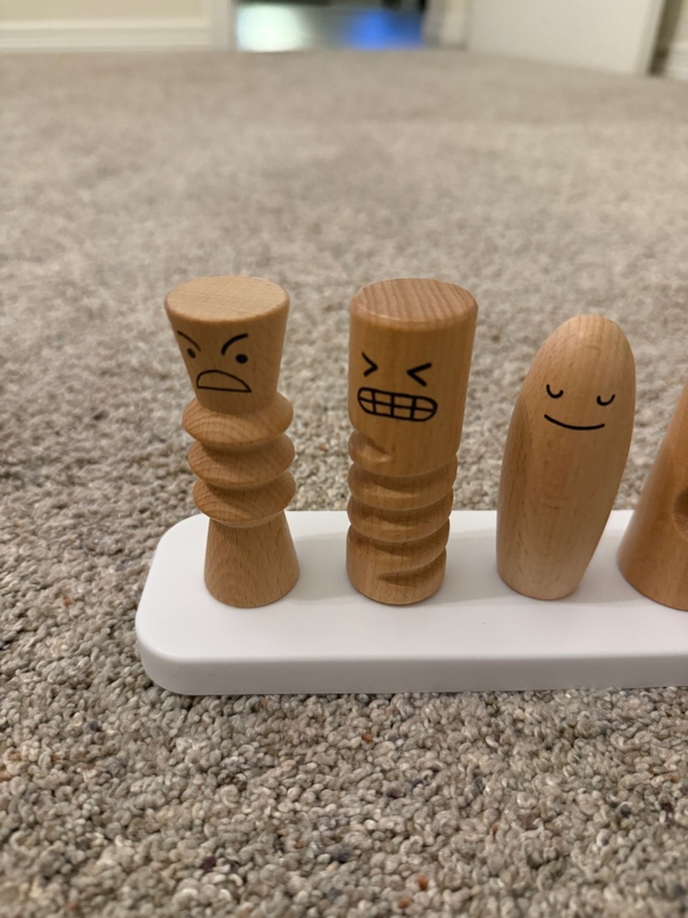 Lovevery Wooden Emotion Dolls - Observer Play Kit 37, 38 and 39 months - Picture 2 of 5